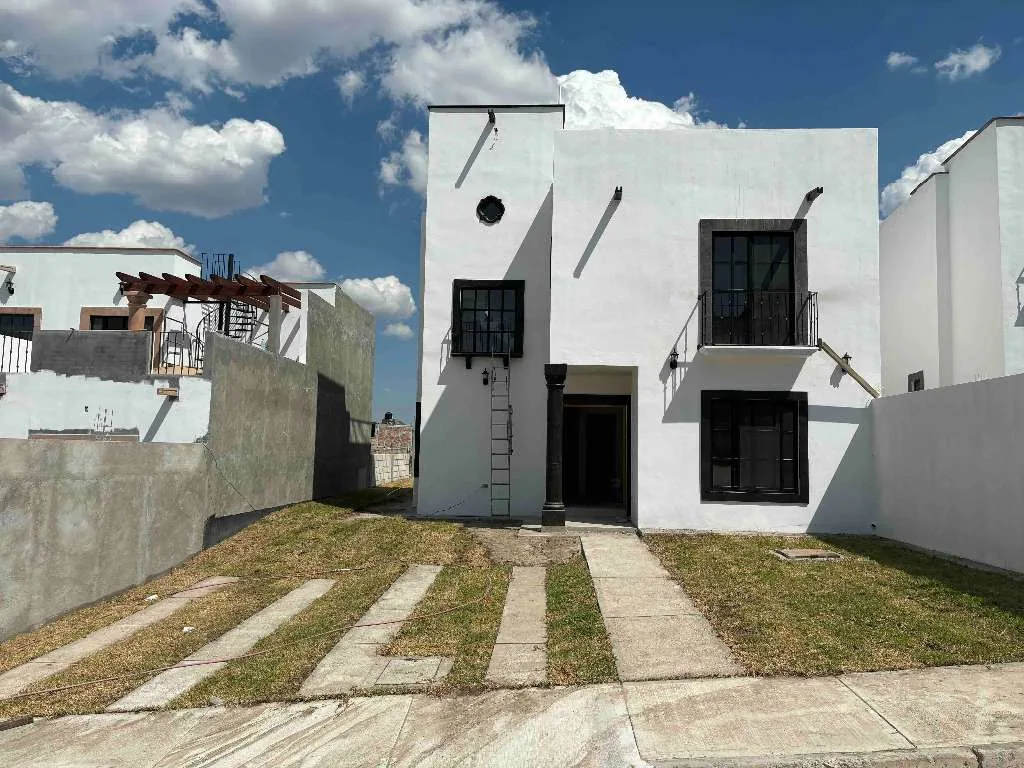 Propiedad residencial presentada para compradores calificados